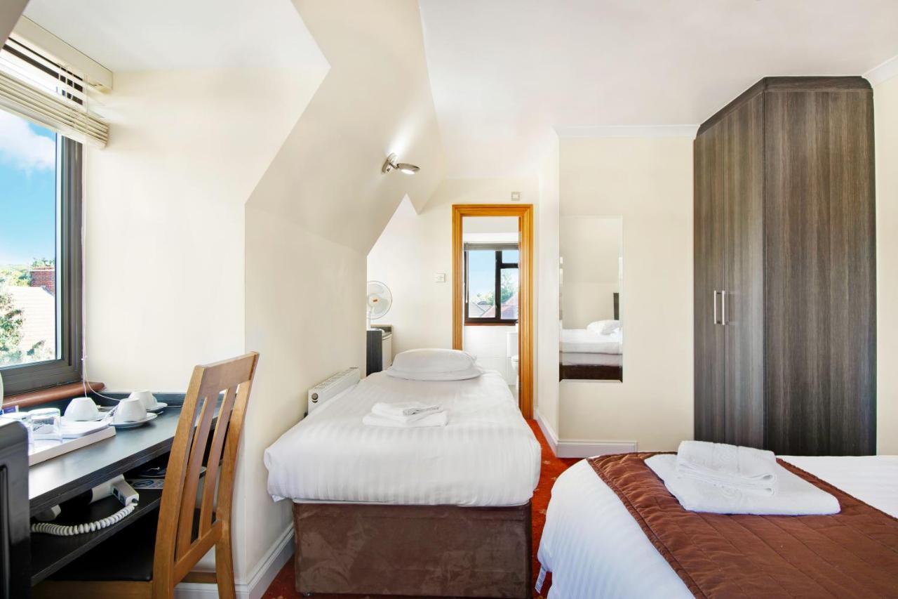 The Brent Hotel - London - Wembley Harrow Bagian luar foto