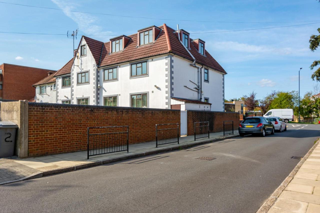 The Brent Hotel - London - Wembley Harrow Bagian luar foto