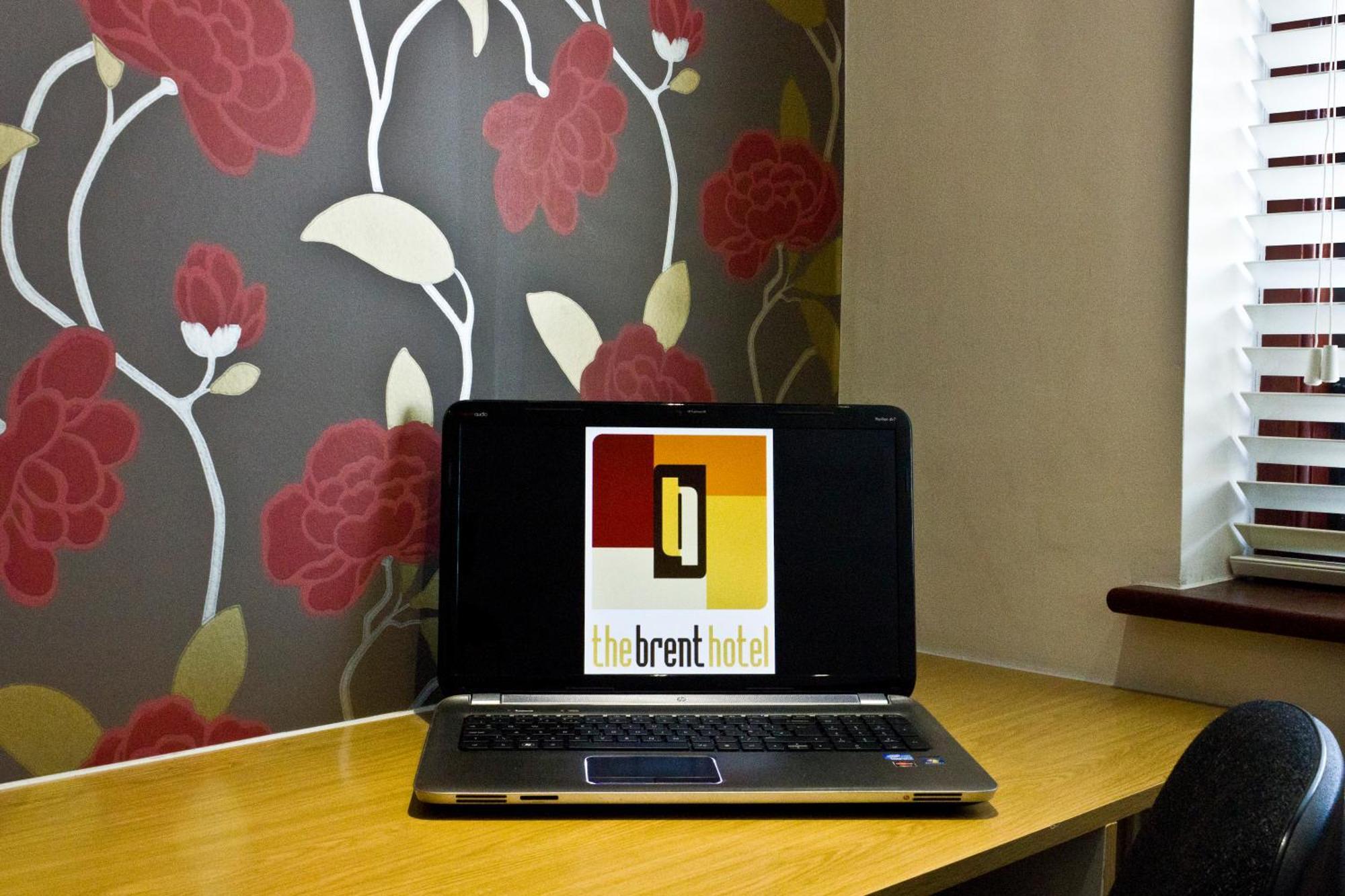 The Brent Hotel - London - Wembley Harrow Bagian luar foto