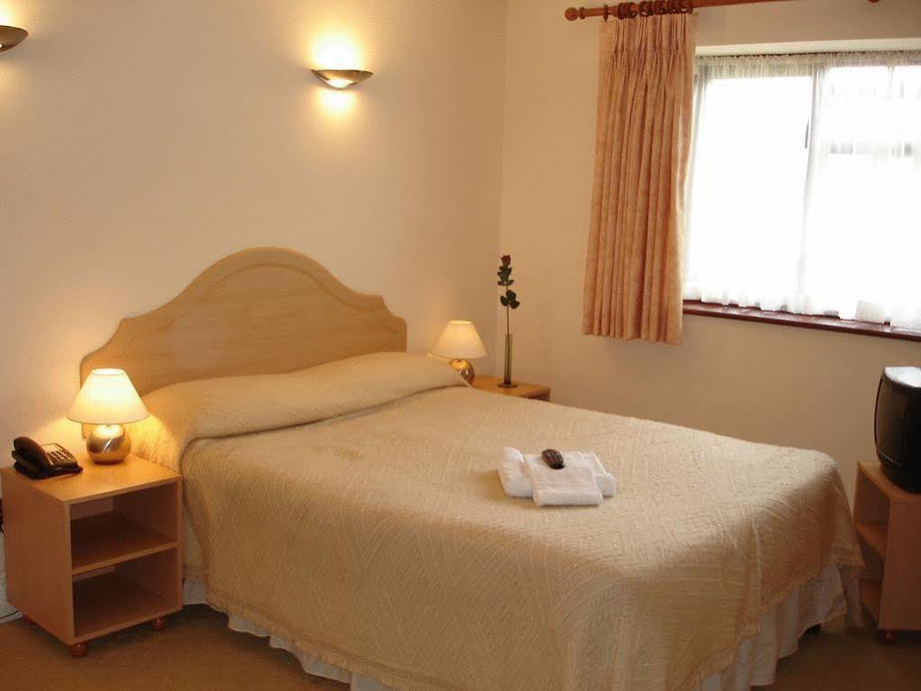 The Brent Hotel - London - Wembley Harrow Bagian luar foto
